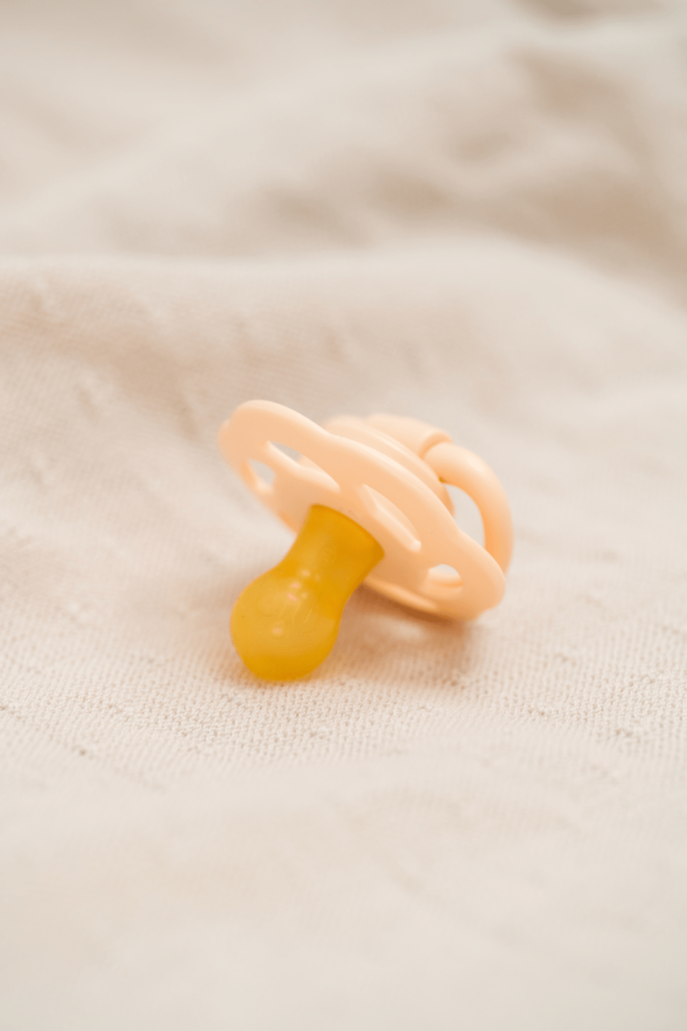 nip® Schnuller Cherry® Gr. 0 Hebammentesten.de